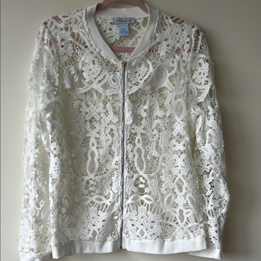 Paradiso white lace jacket